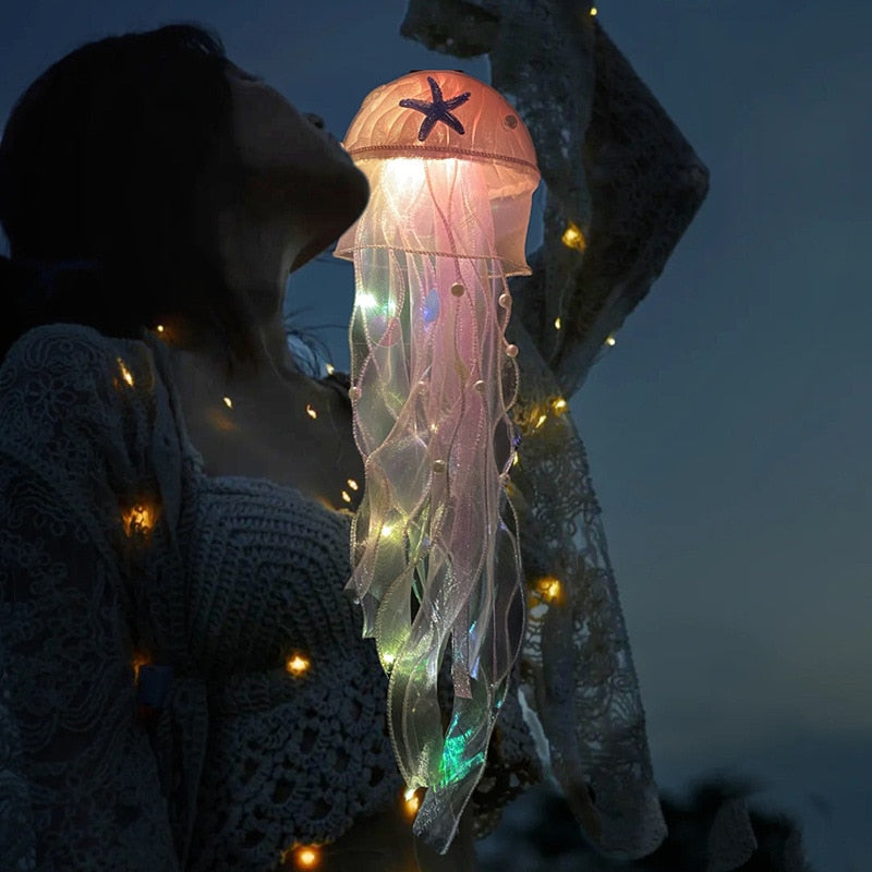 Hanging Jellyfish Light